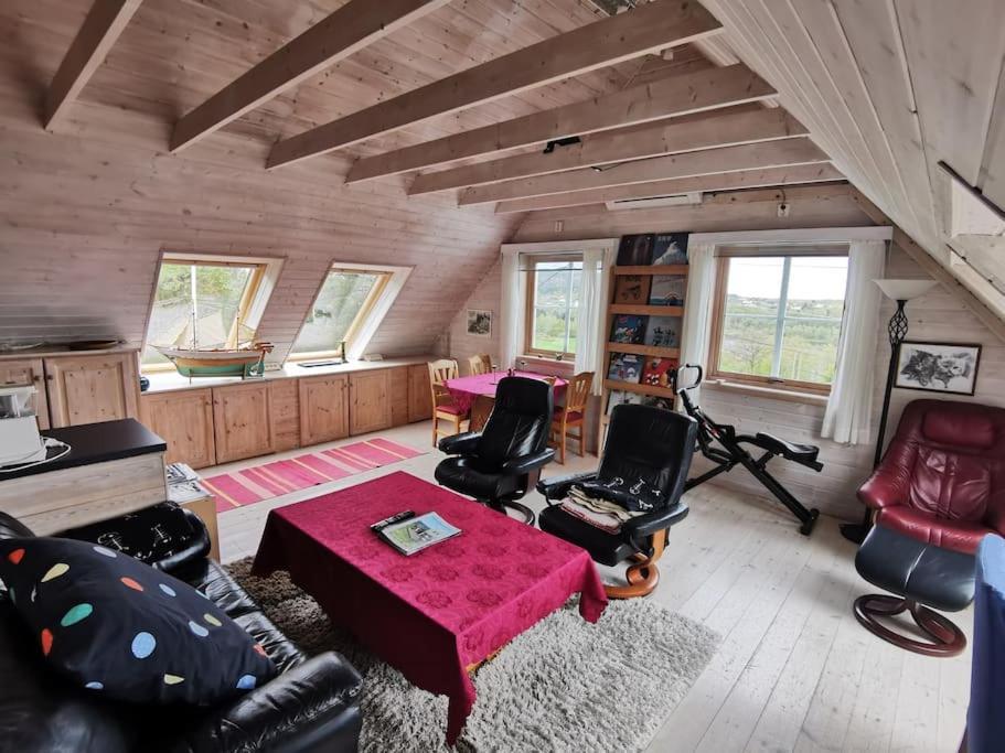 Topfloor Apartment Separate Entranc Nice View Stord Fitjar Екстер'єр фото